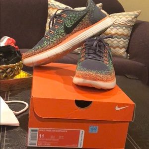 Nike free rn distance